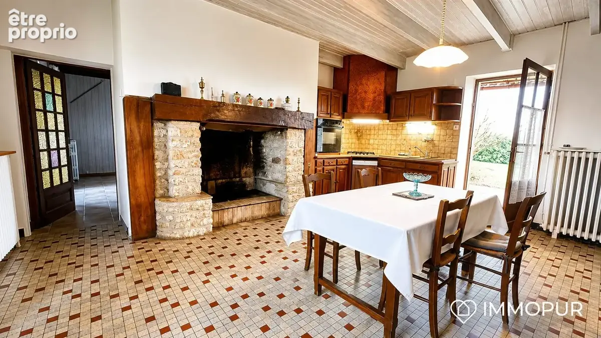 Maison 118 m² à Sainte-Foy-De-Longas  - photo 3