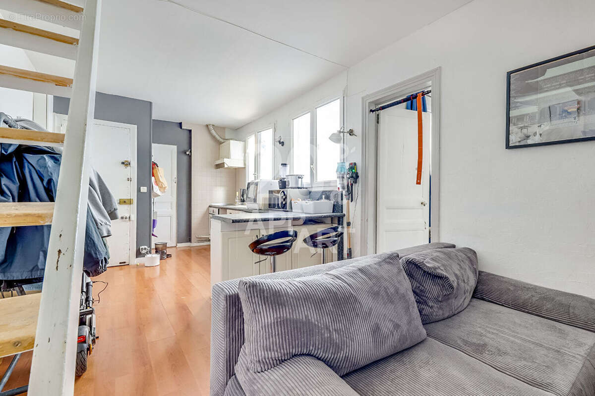 Appartement à PARIS-20E