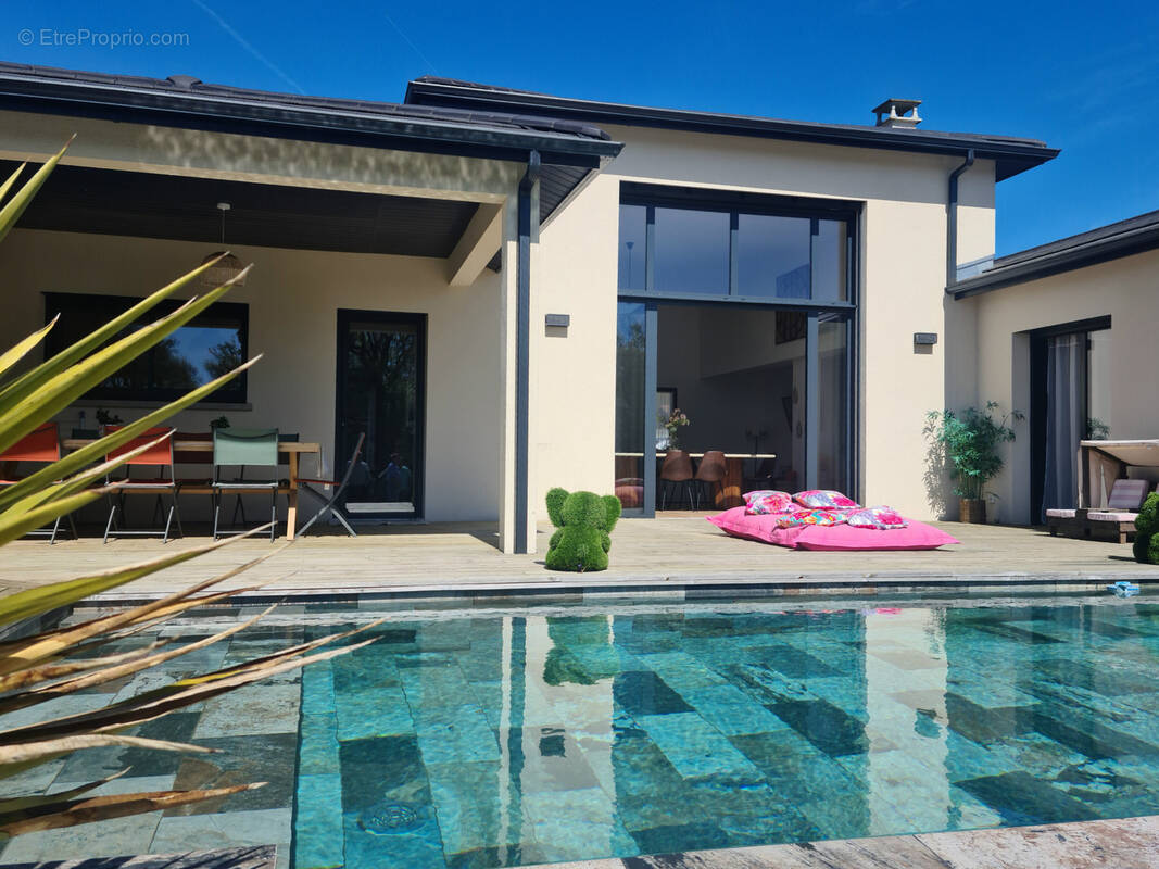 Maison à SAINT-ANTOINE-SUR-L'ISLE