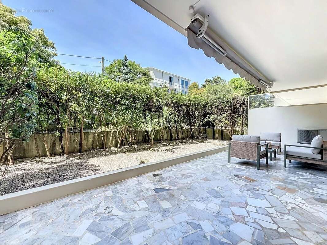Appartement à CANNES