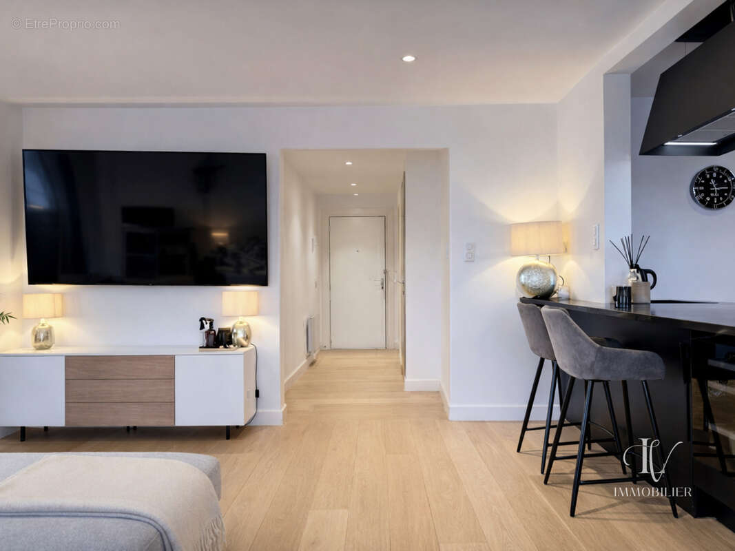 Appartement à AMBILLY