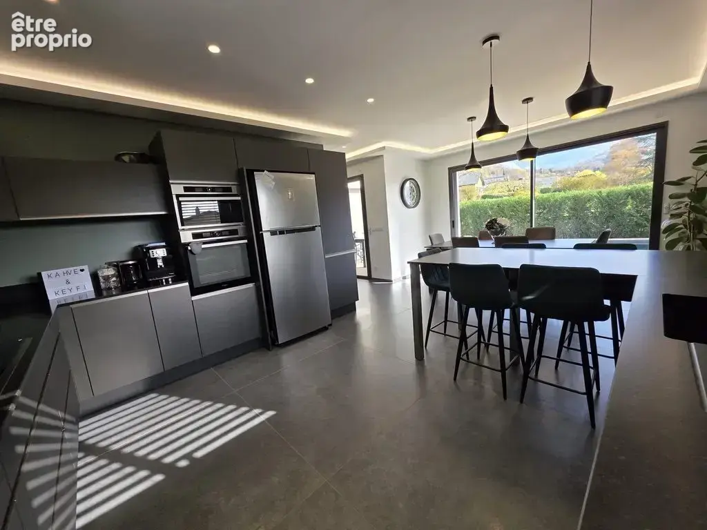 Maison de standing avec piscine - photo 7