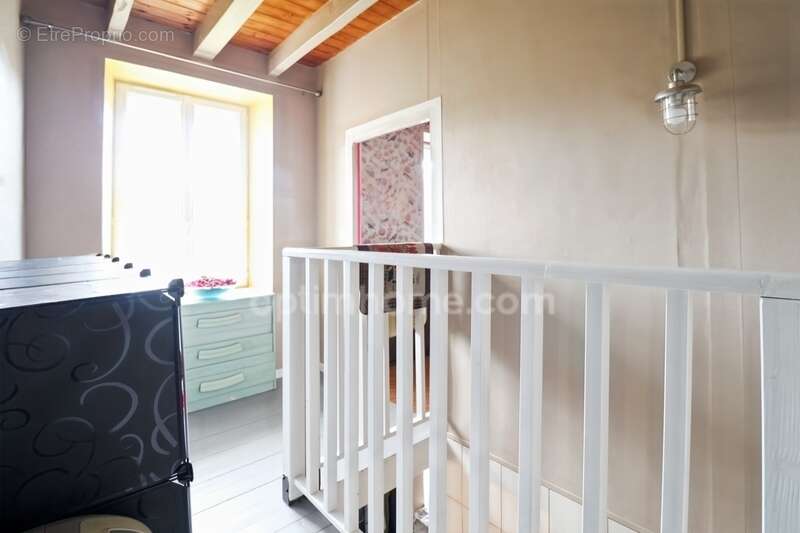 MAISON entièrement rénovée de  91 m² - 5 Pièces - 3 Chambres sur parcelle de 660 m² DROUX (87) - photo 16