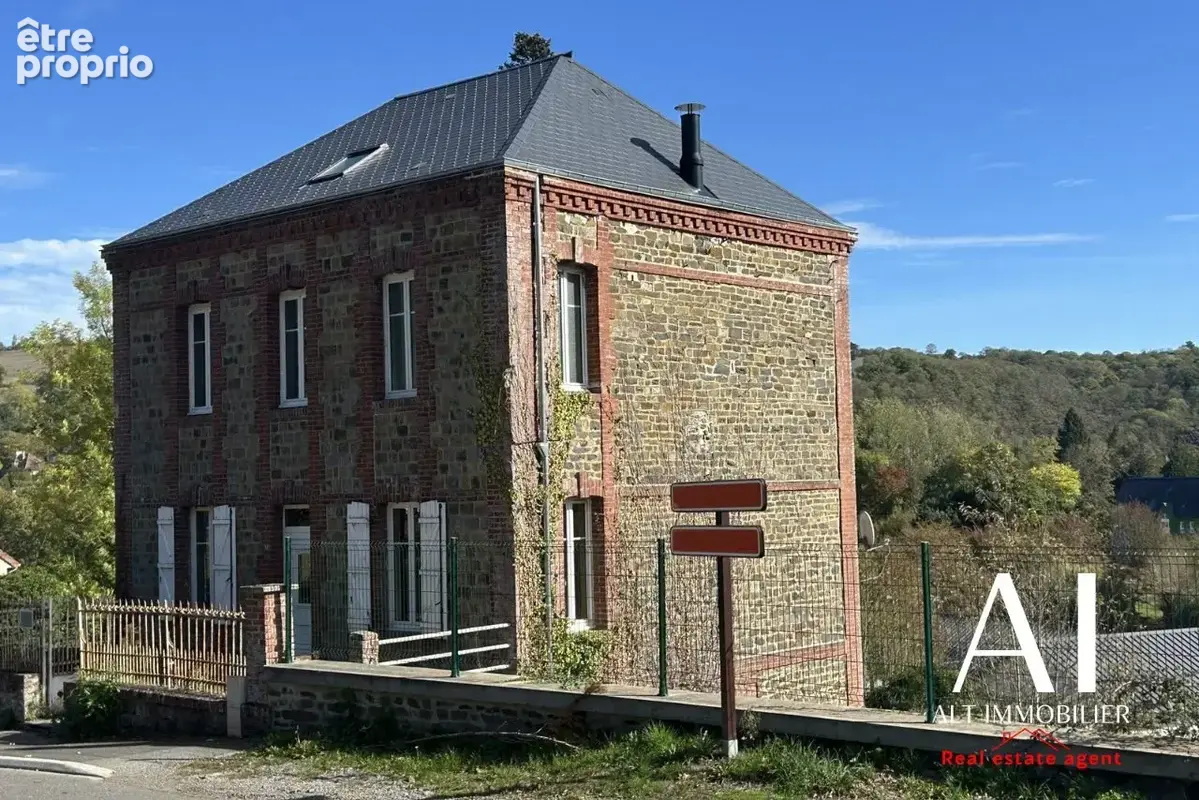 Maison 8 pièces 127 m² à vendre à Pont-D'ouilly (14690) - photo 5