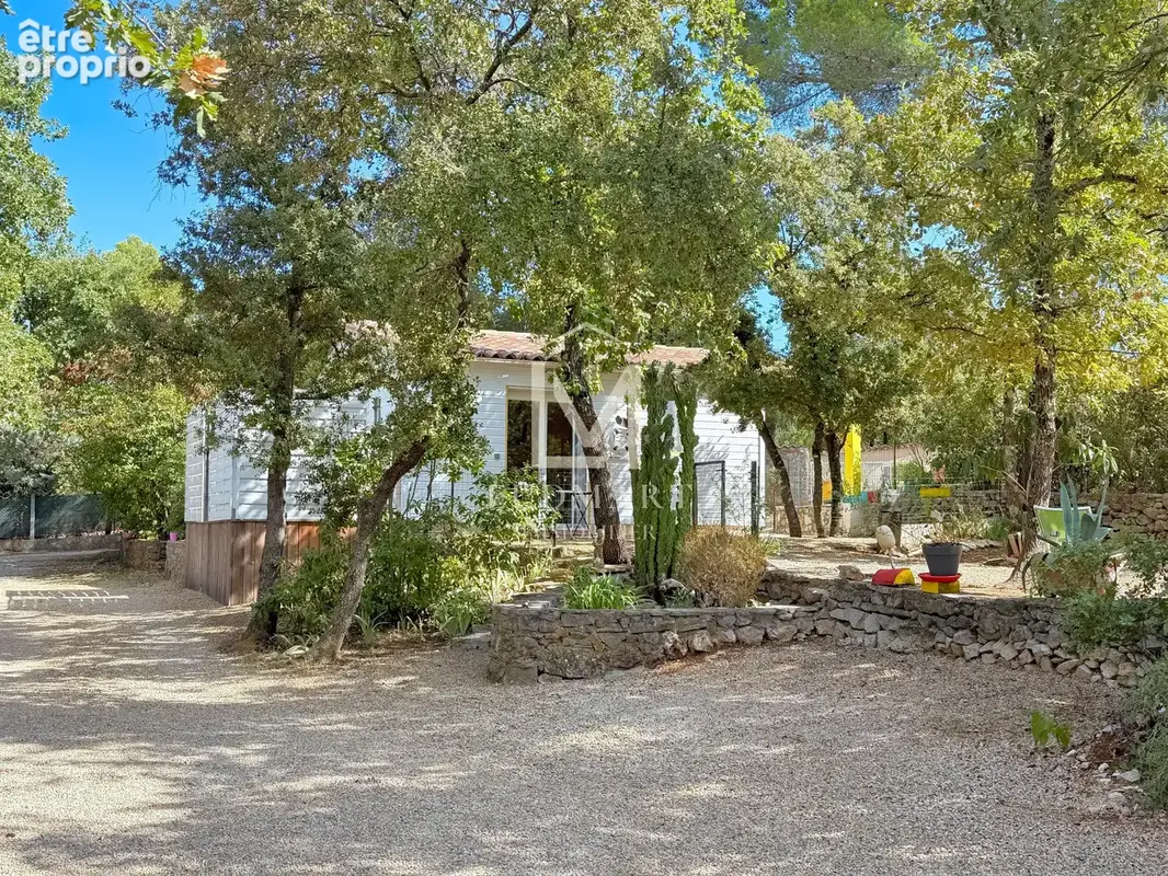 Villa rénovée avec studio indépendant, piscine et 3 867 m2 de terrain à Lorgues - photo 11