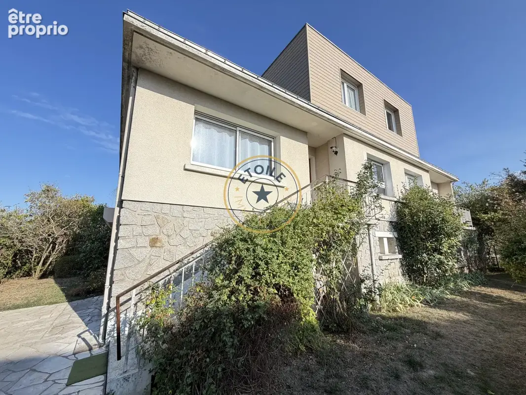 Maison à AVRILLE