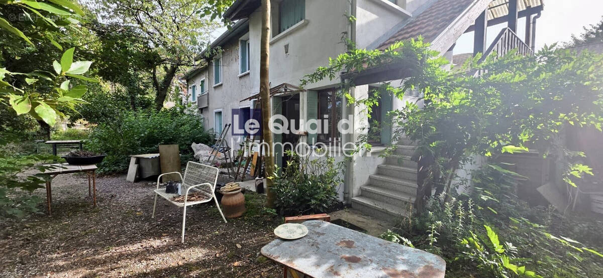 Maison à ECHIROLLES