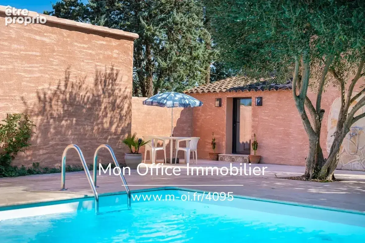 Référence : 7235-SJO - Magnifique Mas de 1739 aux portes d'Aix-en-Provence - piscine- terrain plat arboré de 6400m2- cachet - photo 7