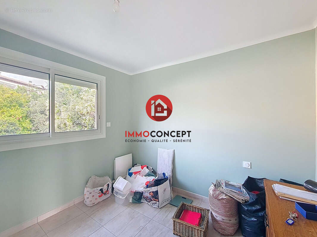 Maison à ROQUEMAURE