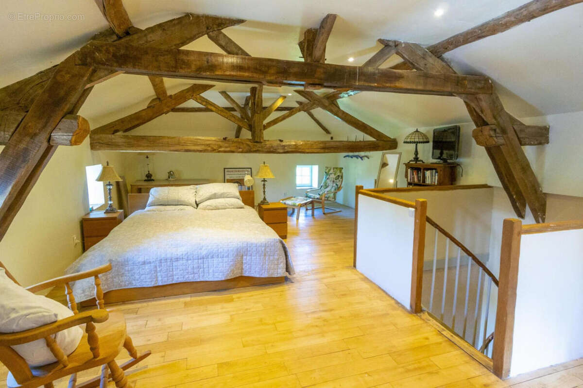 2ND FLOOR - Maison à SALLES-DE-VILLEFAGNAN