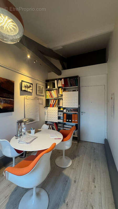 Appartement à PARIS-8E