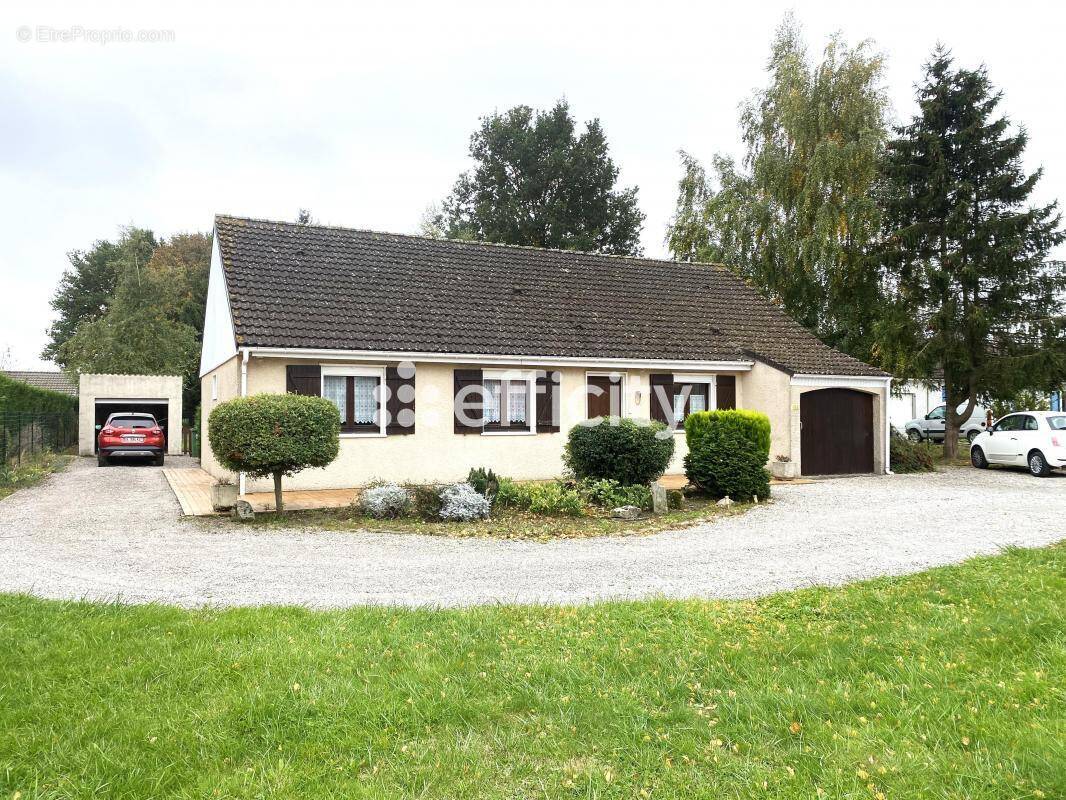 Maison à LA COUTURE