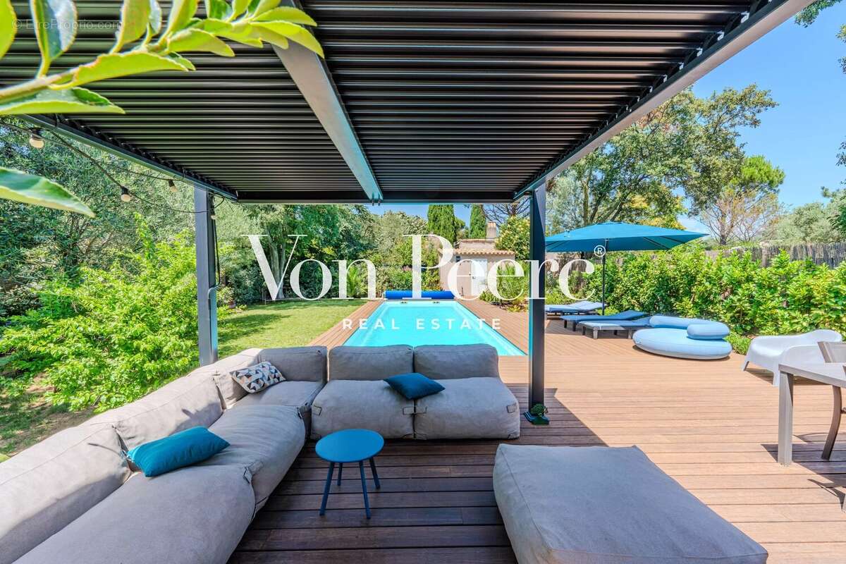 Maison à VILLENEUVE-LES-AVIGNON