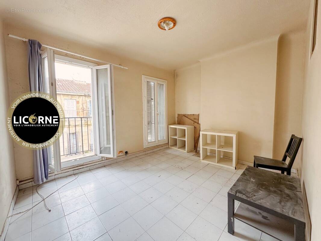 Appartement à MARSEILLE-2E
