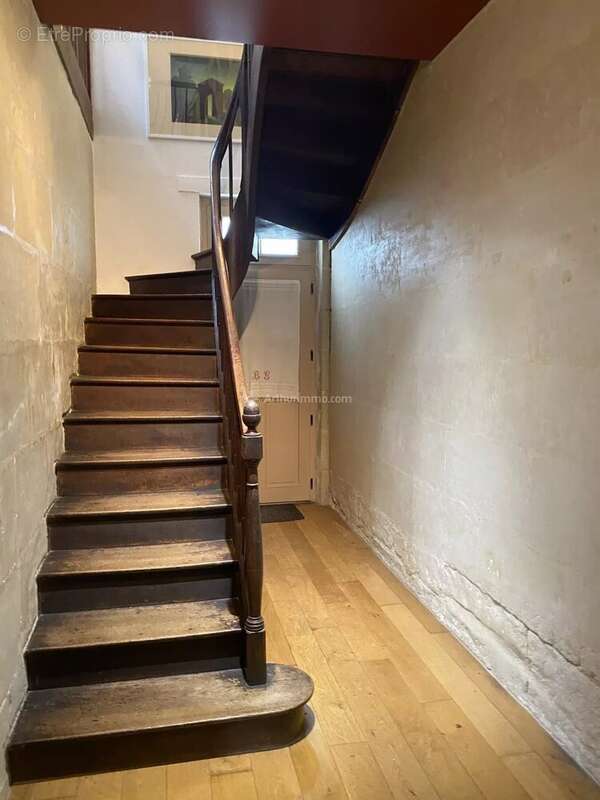 Maison à LA CHARTRE-SUR-LE-LOIR