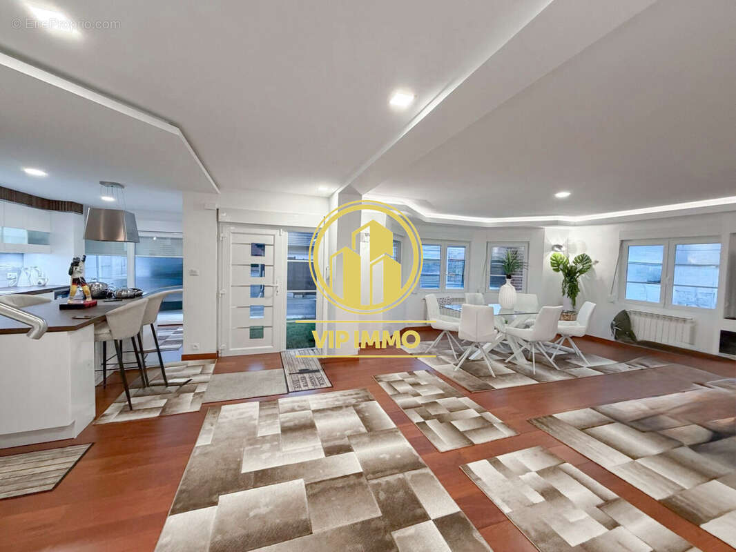 Maison à FACHES-THUMESNIL