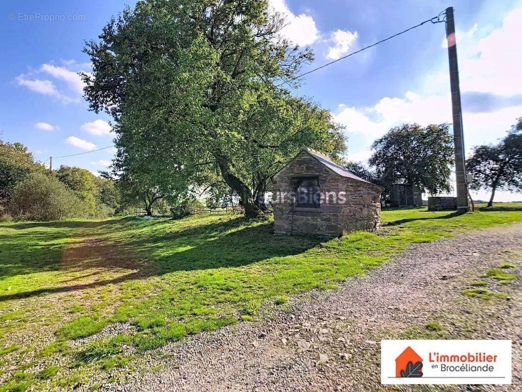 Maison à PLELAN-LE-GRAND