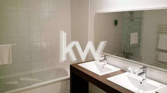 Appartement 19 m² à Saint-Priest  - photo 4