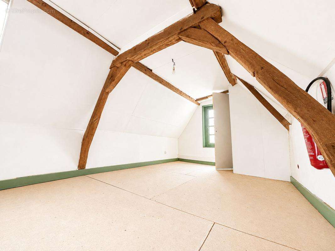 Maison 6 pièces 189 m² à vendre à Cambrai (59400) - photo 8