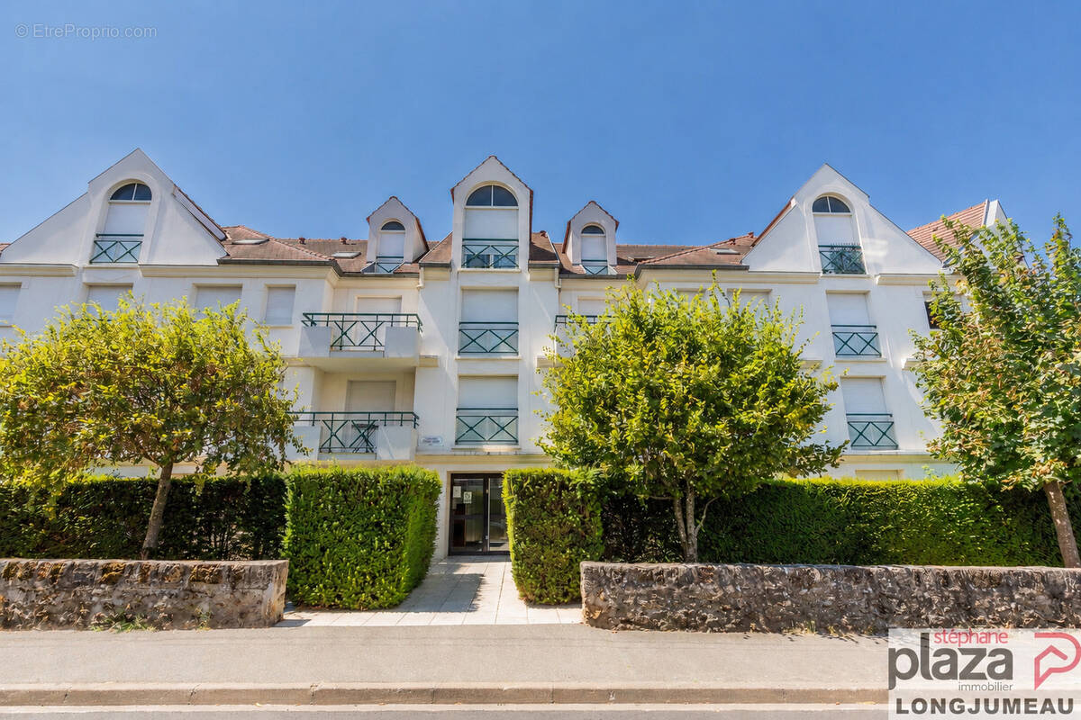 Appartement à EPINAY-SUR-ORGE