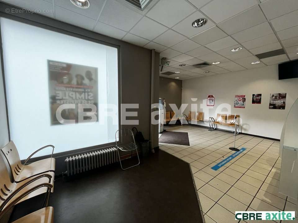 236 m² à Bourgoin-Jallieu  - photo 4