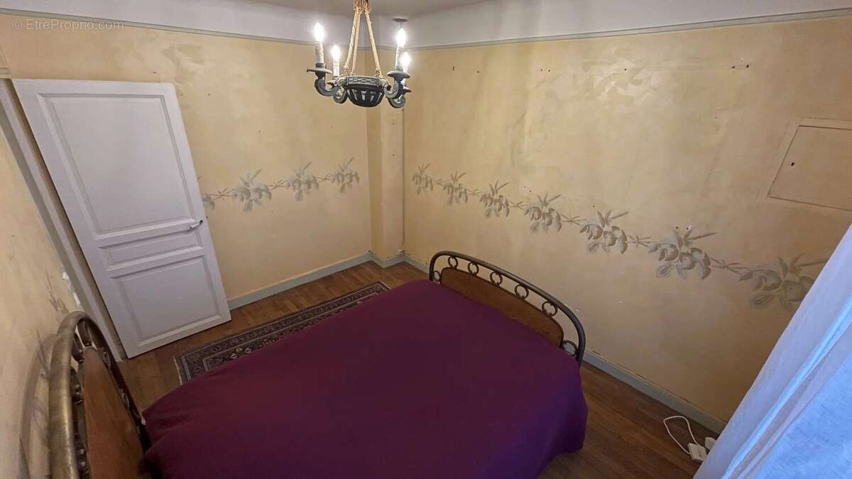 Maison à ISSY-LES-MOULINEAUX