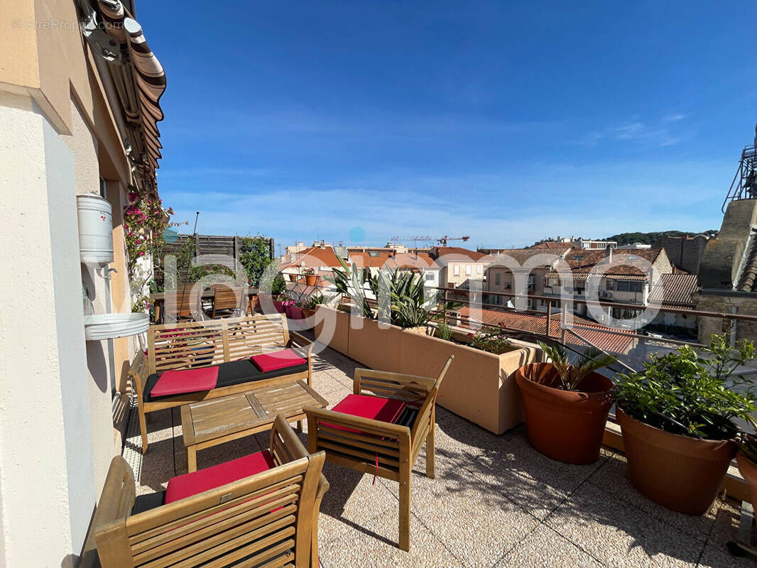 Appartement à HYERES