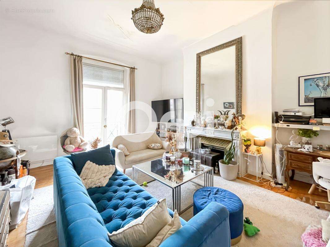 * À VENDRE – Appartement de caractère 104 m² – Grand balcon – Dernier Sou** - photo 9