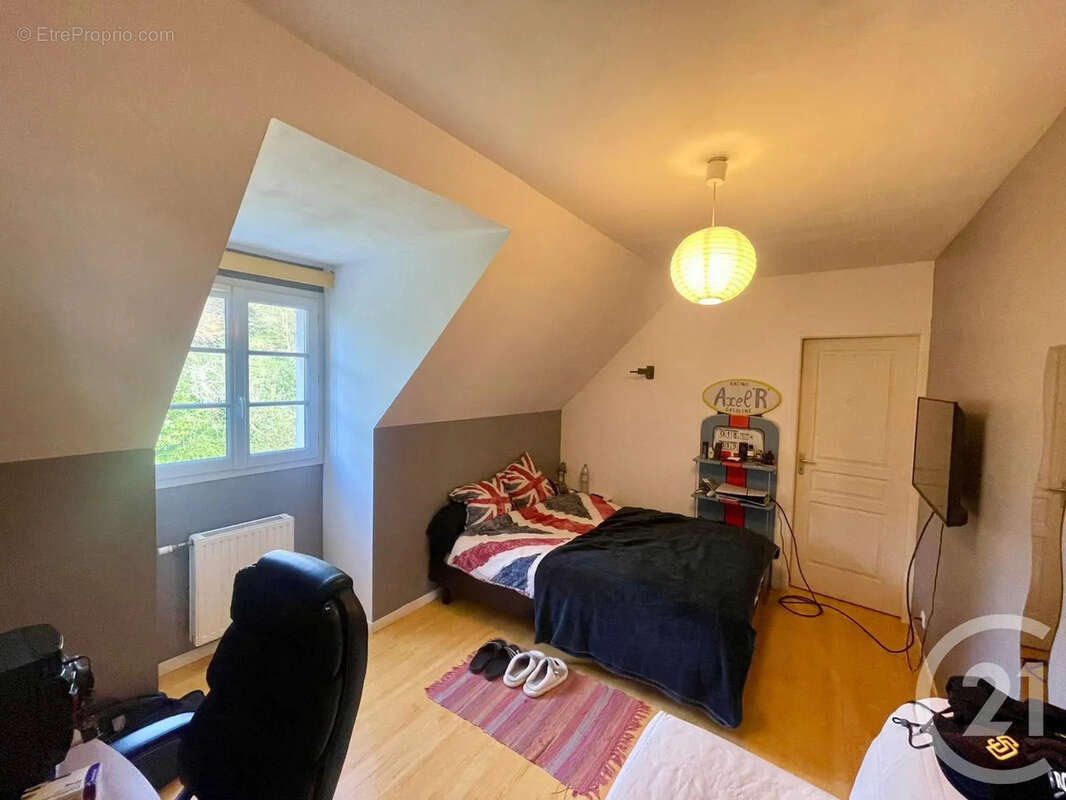 Maison à MONTGE-EN-GOELE