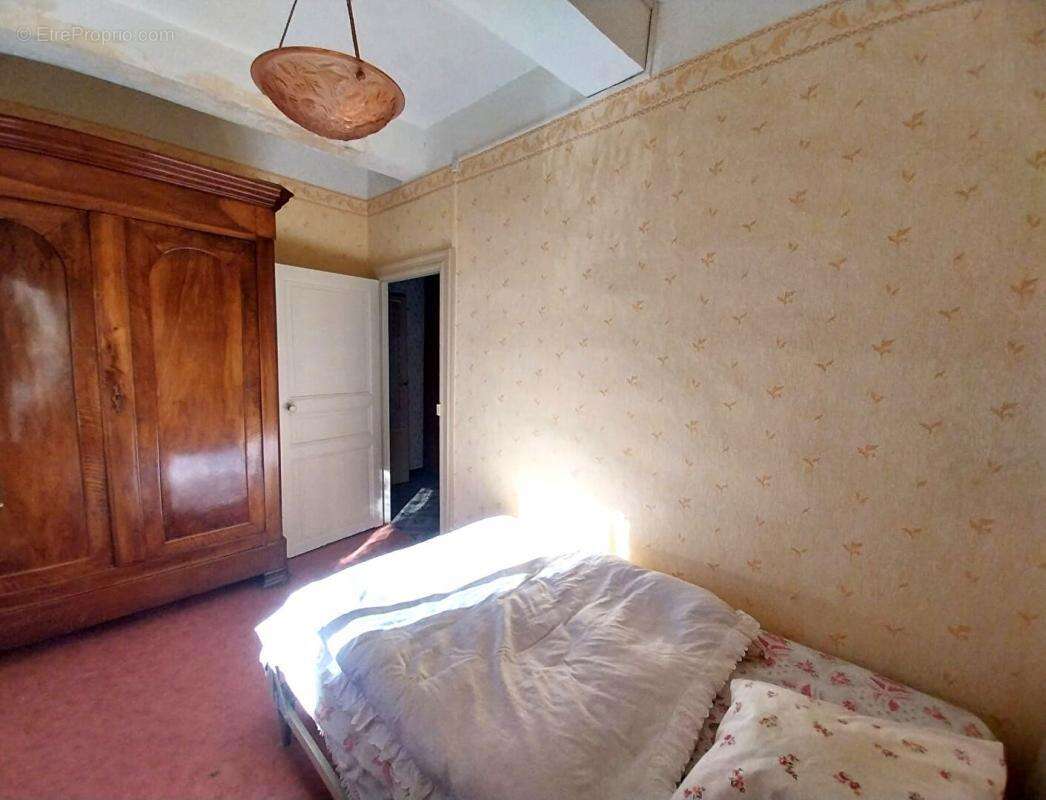 Maison à SAINT-GUIRAUD