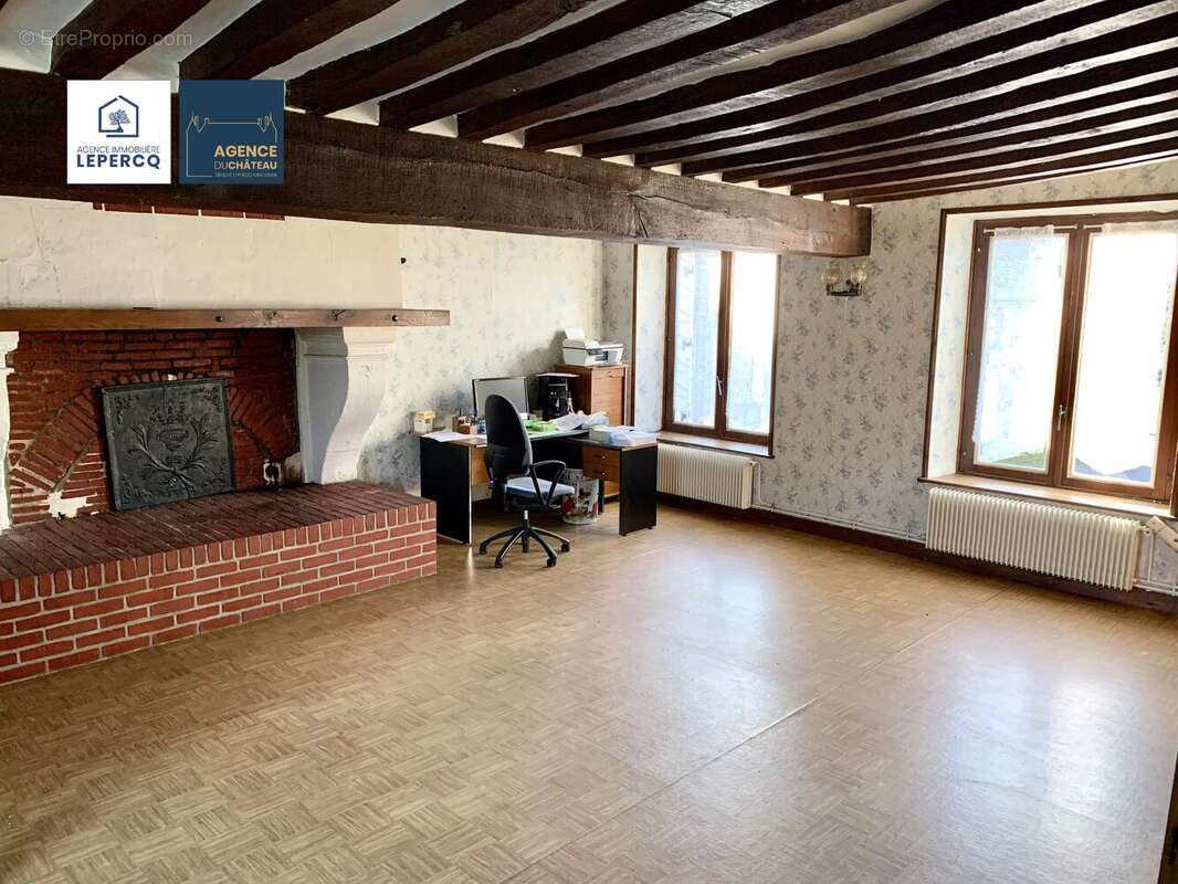 Maison à CREPY-EN-VALOIS