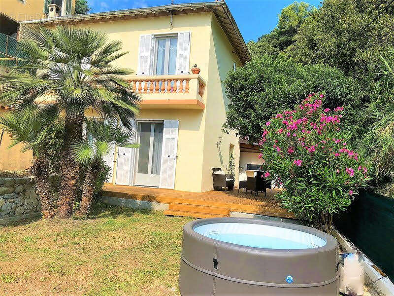 Maison à MENTON