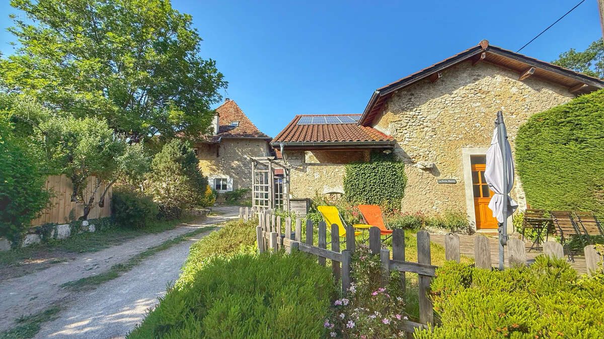 Maison à SAINT-AUPRE