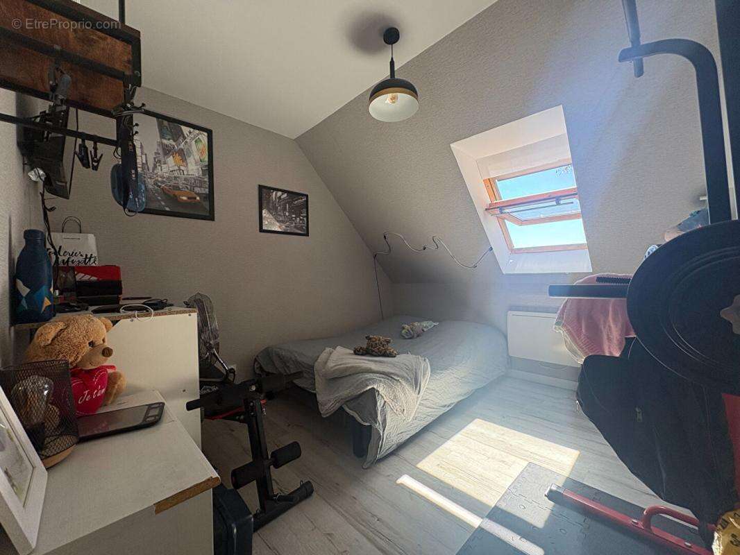Maison située en bourg, à proximité d'Angers - photo 16