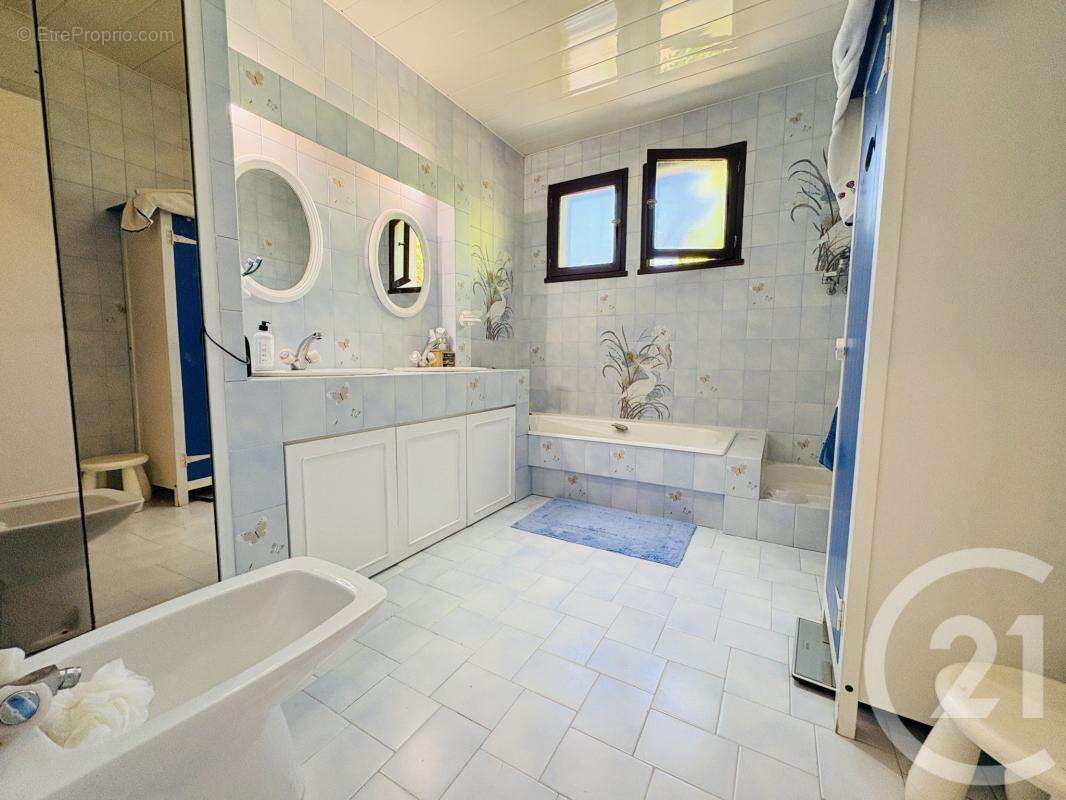 Maison 155 m² à Peyrat-De-Bellac  - photo 21