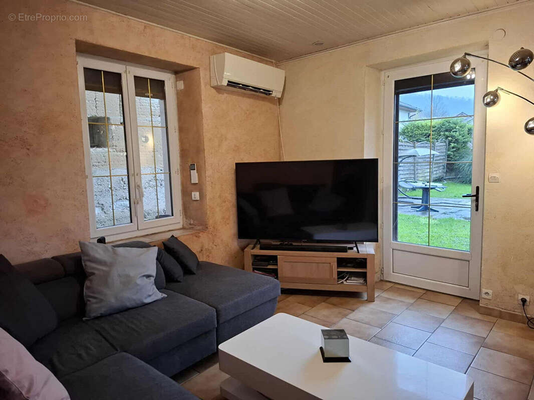 Maison à CHAMPAGNEUX