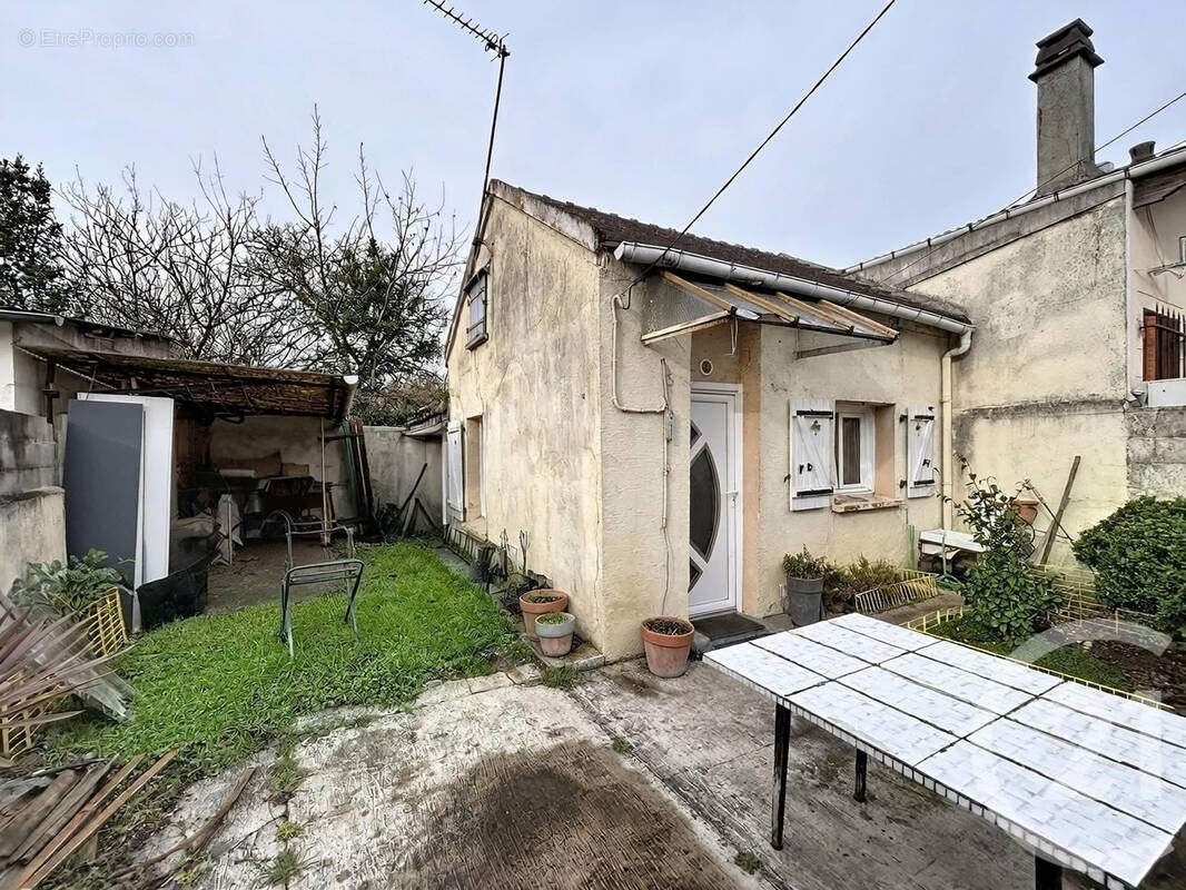 Maison à GARGES-LES-GONESSE