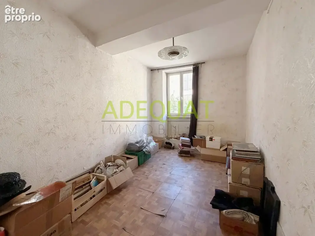 Ideal investisseurs et marchands de biens - immeuble avec combles amenageables et cave - photo 11