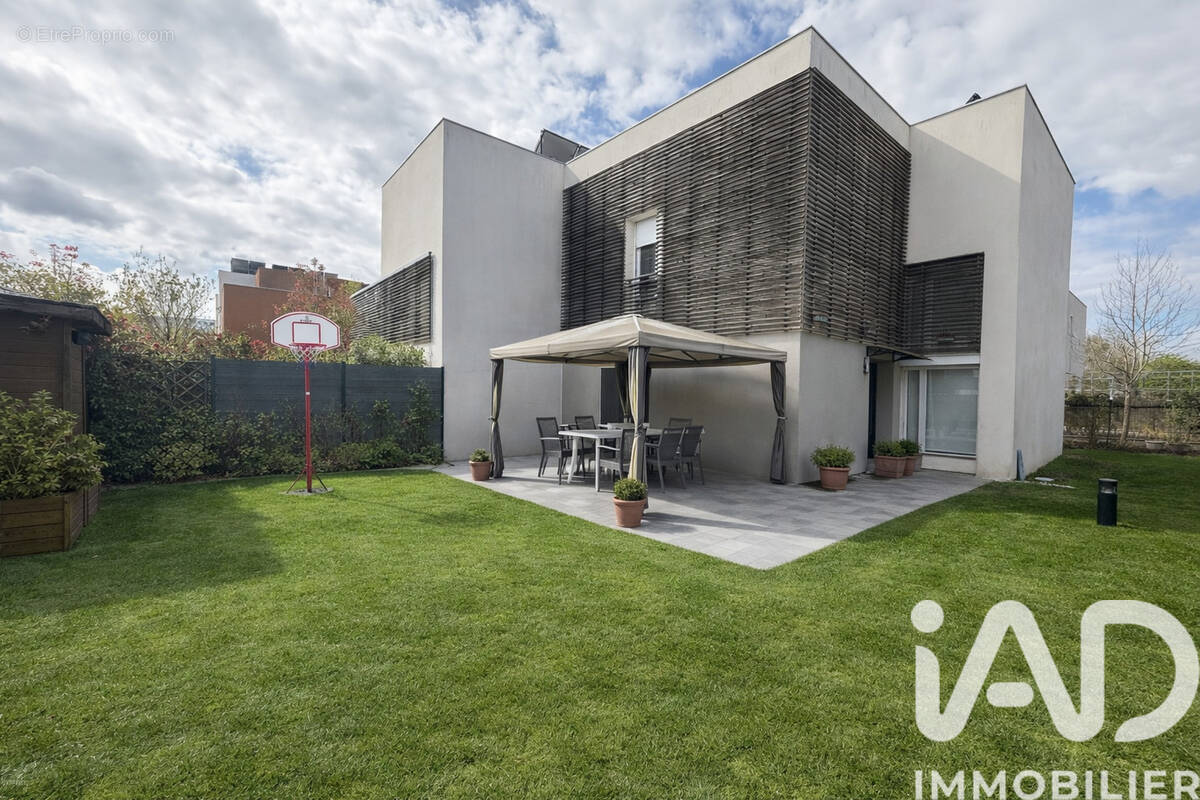 Photo 1 - Maison à MOISSY-CRAMAYEL