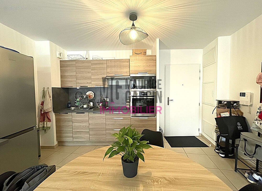 Appartement 66 m² à Le Thor  - photo 2