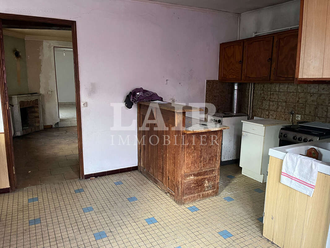 Maison à LE MELE-SUR-SARTHE