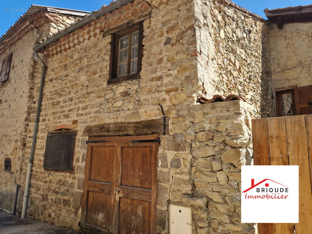 Maison à LAVAUDIEU