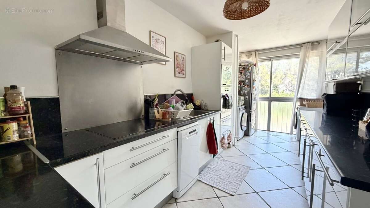 Appartement à LA VALETTE-DU-VAR
