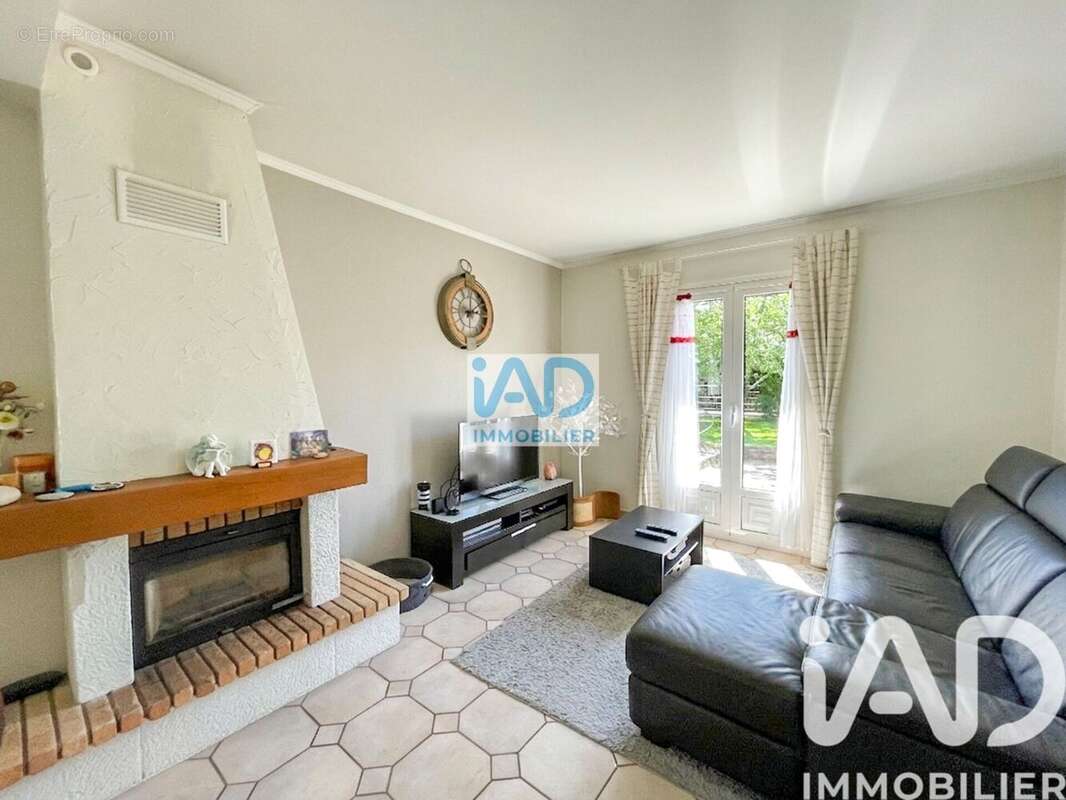 Maison 114 m² à Montlhery  - photo 8