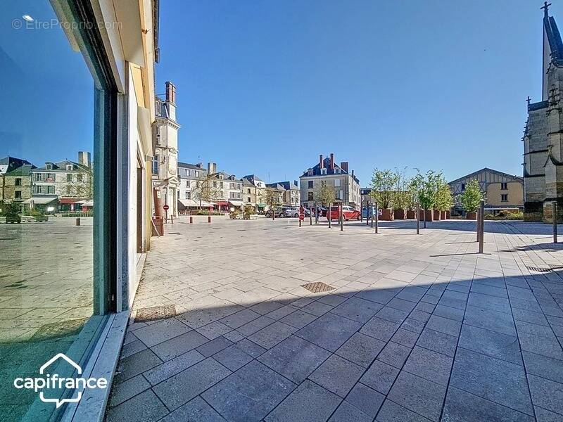 Commerce à THOUARS