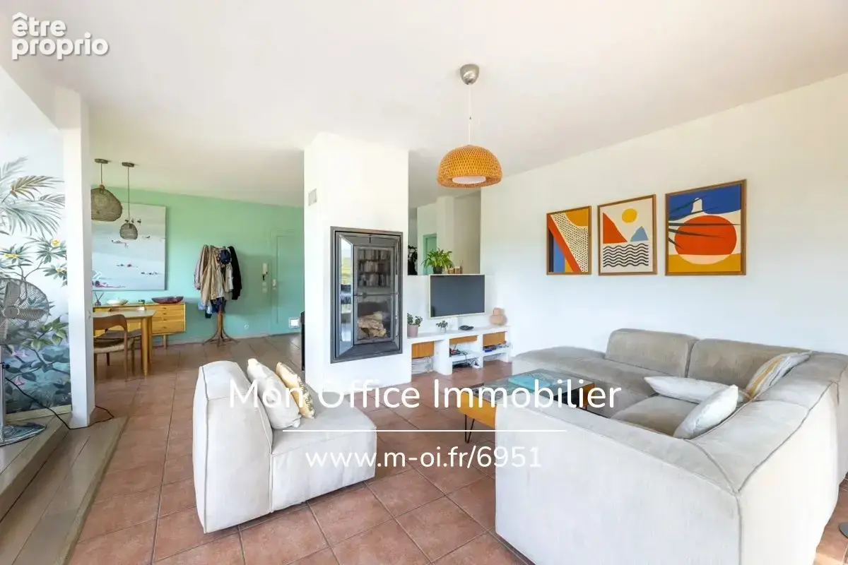 Référence : 6951-NGU - Maison 7 pièces - 210m2 - Piscine et vue dégagée sur les pins - Commerces à pied - photo 10
