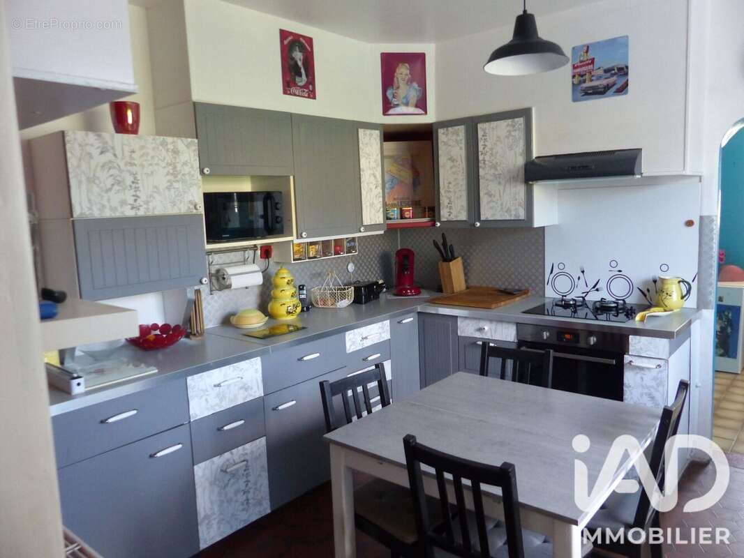 Photo 3