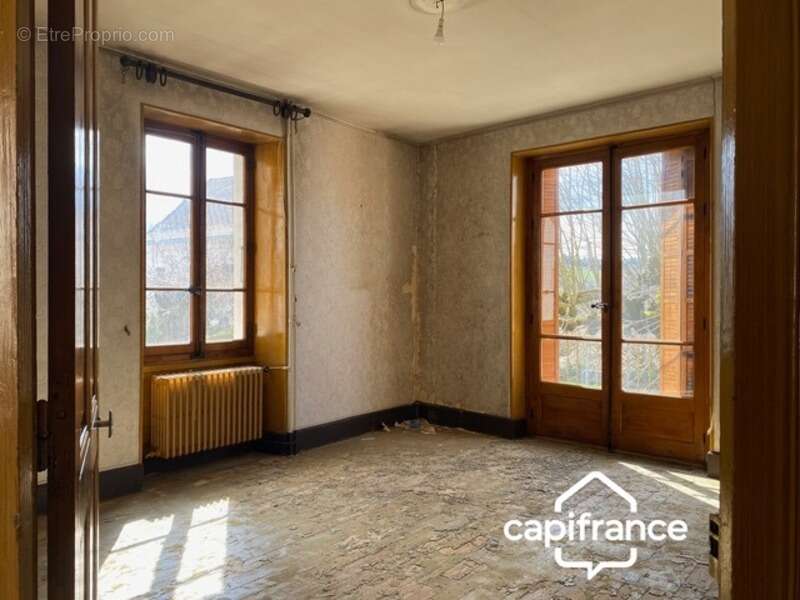 Maison à vendre 7 pièces LES ECHELLES (73) - photo 8