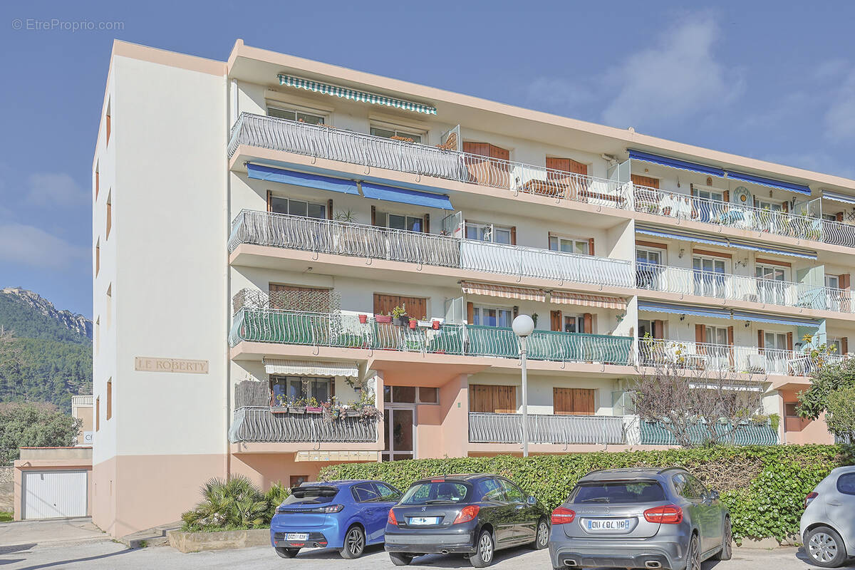 Appartement à LA VALETTE-DU-VAR