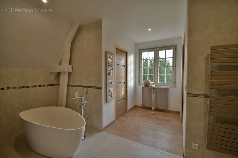 Maison à SAINT-PREST